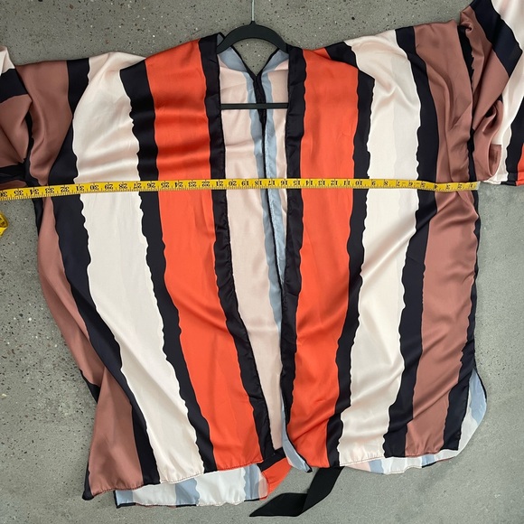 Kimono /dress- one sz fits most sm-3X - Picture 11 of 14